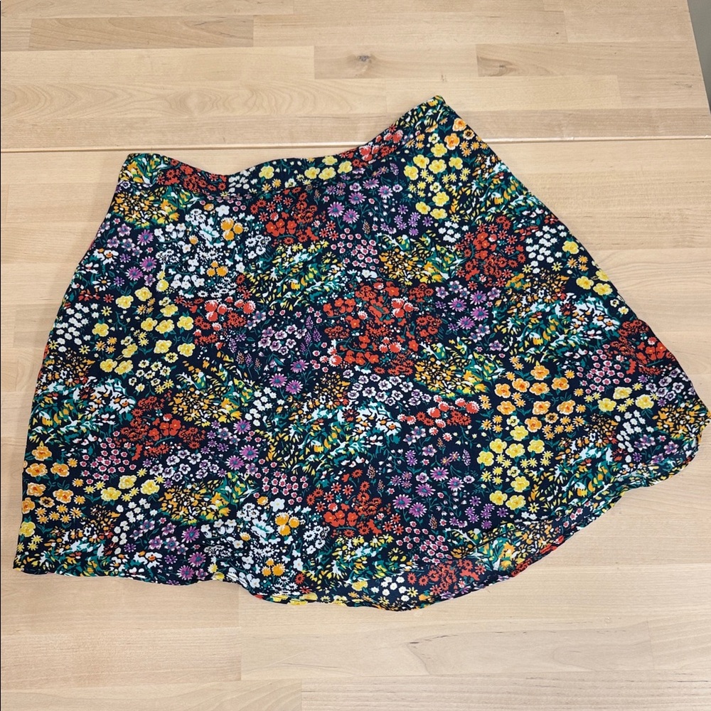 GAP Vibrant Floral A-Line Skirt‎